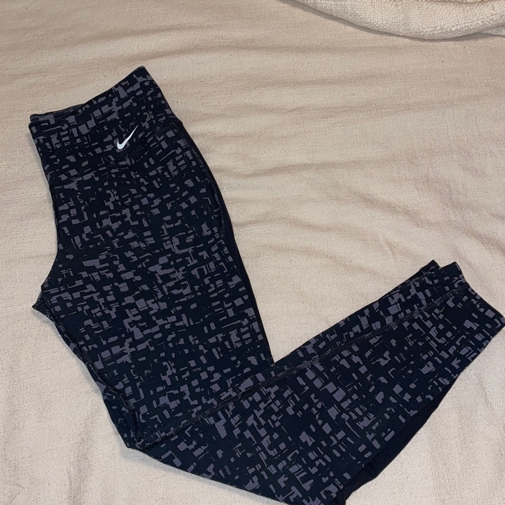 Nike leggings